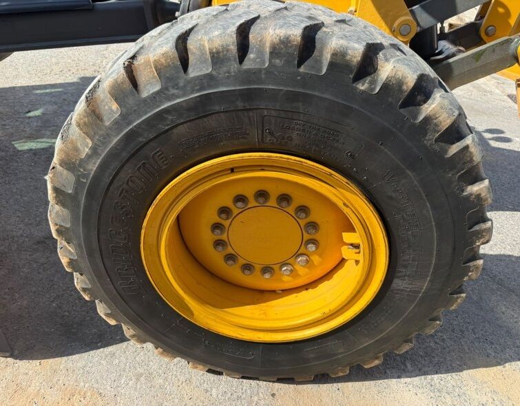 JOHN DEERE  672GP AWD **ZUGELASSEN**